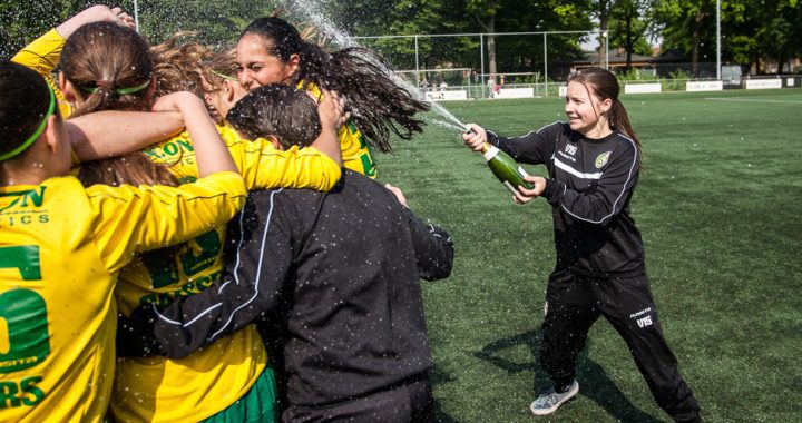 Dames 2 pakken kampioenschap!