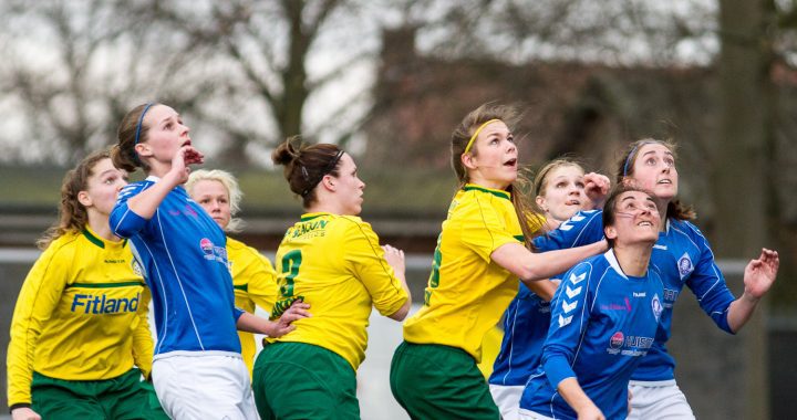 Dames pakken moeizaam punt