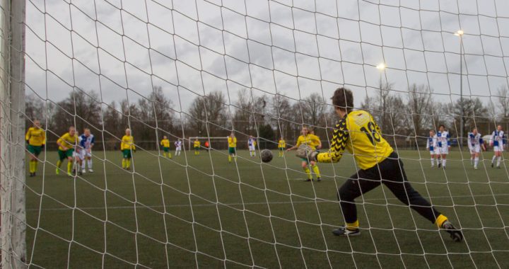 Dames knokken voor 3 punten!