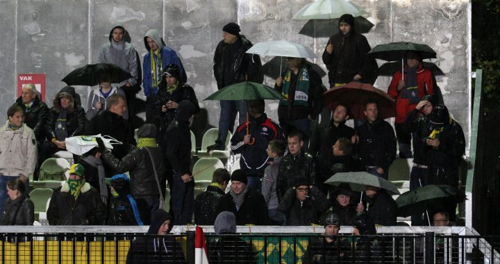 Zitterd op sjtap: Jong Ajax (14-10-2013)