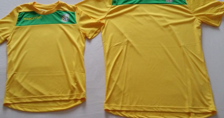 Trainingshirts in de uitverkoop bij de Fanshop