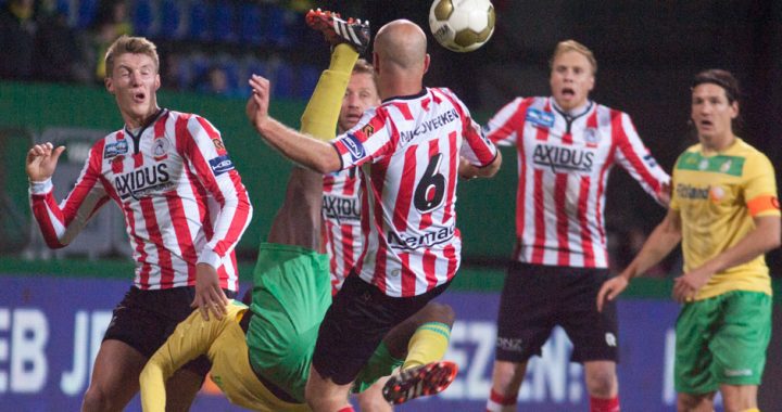 Met scheidsrechter Boot tussen wal en schip, 0-0